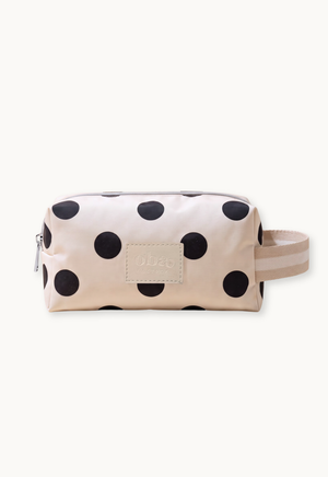 Necessaire
