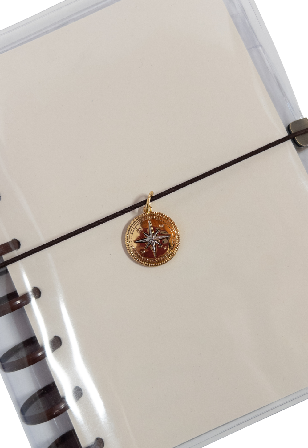 Charm para Elástico - Rosa dos Ventos | Dourada